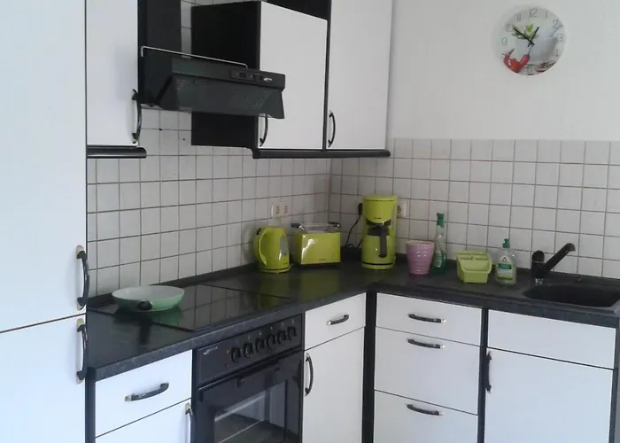 - * Roggentin (Rostock)