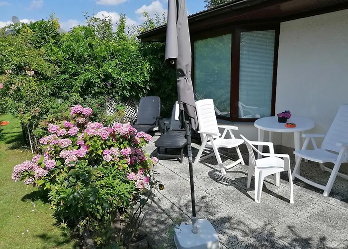 - Ferienhaus Roggentin (Rostock)